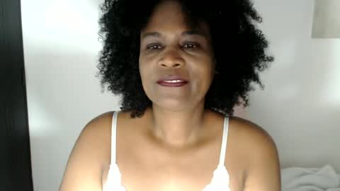 Snapshot of roushlove chatting on June 22, 2026, 7:38 am luxa online show from June 22, 2026, 7:38 am