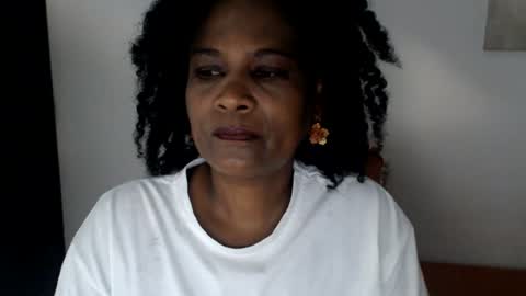 Snapshot of roushlove chatting on July 8, 2026, 11:37 am luxa online show from July 8, 2026, 11:37 am