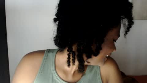 Snapshot of roushlove chatting on July 16, 2026, 12:22 pm luxa online show from July 16, 2026, 12:22 pm