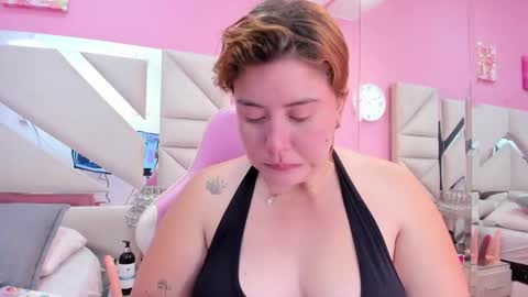 Snapshot of rousse_millers chatting on May 25, 2026, 2:12 pm Rousse online show from May 25, 2026, 2:12 pm