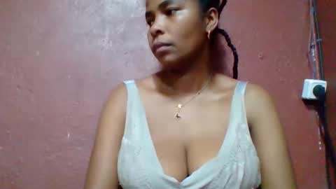 rovaelyah online show from March 28, 2026, 3:11 pm