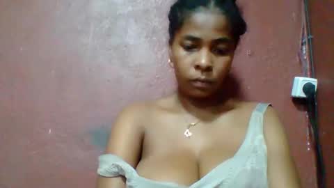 rovaelyah online show from March 29, 2026, 4:29 pm