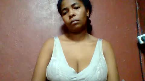 rovaelyah online show from April 25, 2026, 1:41 pm