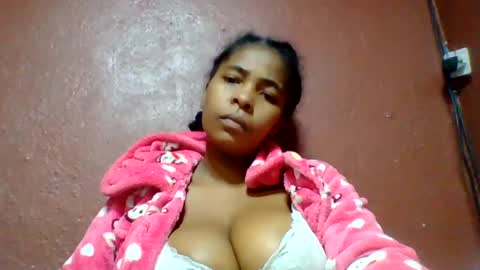 rovaelyah online show from June 13, 2026, 1:20 pm