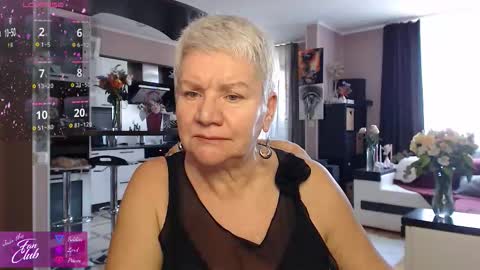 Roxana online show from March 18, 2026, 2:53 pm