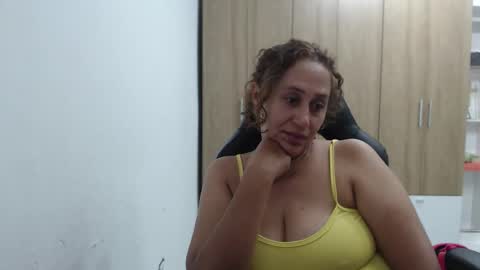 Roxana online show from February 16, 2026, 2:29 am