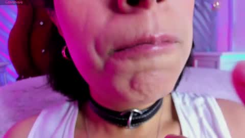 roxanne_han online show from April 27, 2026, 12:03 pm