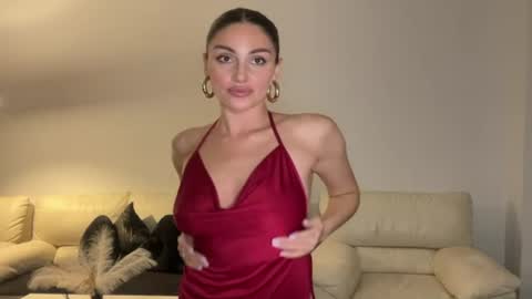 Roxy online show from July 5, 2026, 11:56 pm