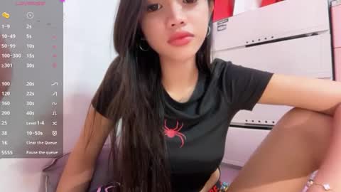 Snapshot of roxie_fuckdoll chatting on August 1, 2026, 2:05 pm Roxie online show from August 1, 2026, 2:05 pm