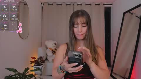  R O X I E  online show from October 26, 2025, 10:58 pm