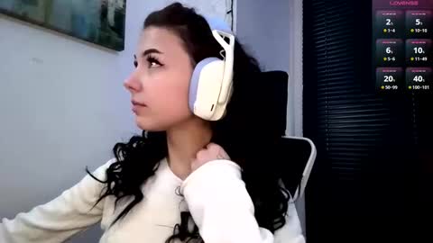 Snapshot of roxiepiurkowski chatting on March 24, 2026, 2:55 pm Hana online show from March 24, 2026, 2:55 pm