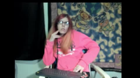 roxihazeleyes online show from March 11, 2025, 5:49 am