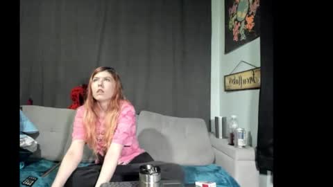 roxihazeleyes online show from October 11, 2025, 12:36 pm