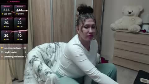 Snapshot of roxolanaa_sexy chatting on January 31, 2026, 7:11 pm ROXOLANAA SEXY online show from January 31, 2026, 7:11 pm