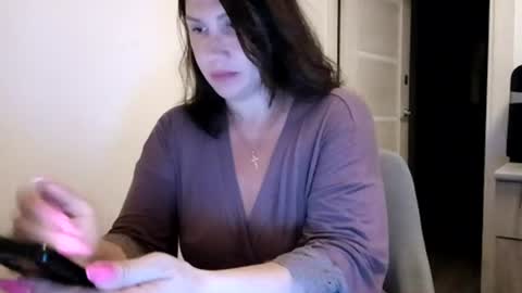 Snapshot of roxolanaa_sexy chatting on June 29, 2026, 10:21 pm ROXOLANAA SEXY online show from June 29, 2026, 10:21 pm