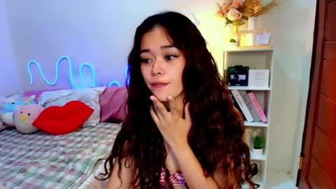 Snapshot of roxxy_blossom chatting on July 25, 2026, 1:58 am roxxy_blossom online show from July 25, 2026, 1:58 am