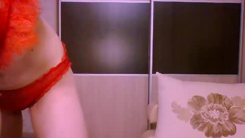 Snapshot of roxxywharton chatting on May 13, 2026, 11:51 am Roxxy Wharton online show from May 13, 2026, 11:51 am