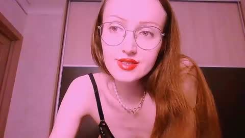 Snapshot of roxxywharton chatting on July 24, 2026, 10:57 am Roxxy Wharton online show from July 24, 2026, 10:57 am