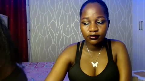 Snapshot of roxy_heather chatting on June 6, 2026, 7:40 pm Roxy online show from June 6, 2026, 7:40 pm