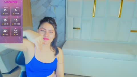 Roxy online show from April 23, 2026, 2:41 pm