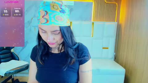 Snapshot of roxy_luxe_tf chatting on May 12, 2026, 1:41 pm Roxy online show from May 12, 2026, 1:41 pm