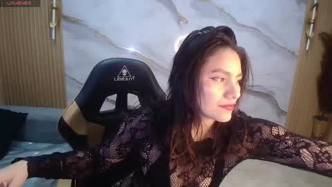 Snapshot of roxy_luxe_tf chatting on June 10, 2026, 12:59 pm Roxy online show from June 10, 2026, 12:59 pm