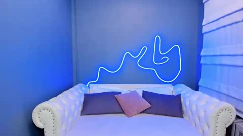 Roxy online show from February 15, 2025, 1:10 am