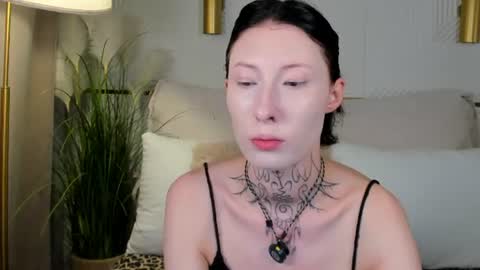 roxanne online show from August 2, 2026, 3:38 am