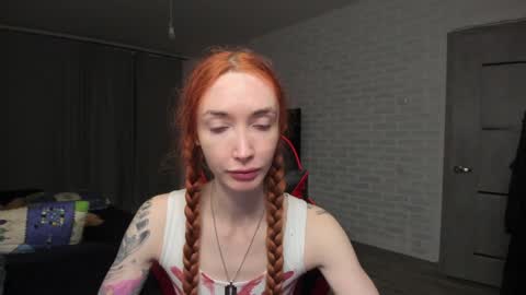 Snapshot of roxy_silver chatting on December 2, 2024, 6:54 pm Roxy online show from December 2, 2024, 6:54 pm