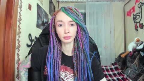 Snapshot of roxy_silver chatting on December 13, 2024, 6:59 pm Roxy online show from December 13, 2024, 6:59 pm