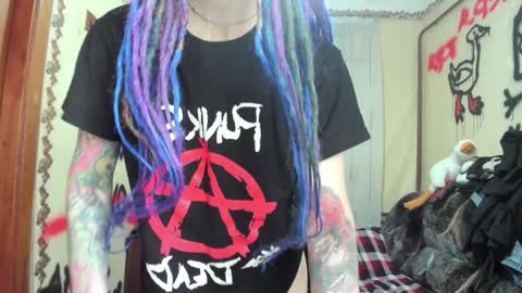 Snapshot of roxy_silver chatting on December 20, 2024, 11:05 pm Roxy online show from December 20, 2024, 11:05 pm