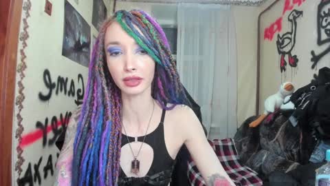 Snapshot of roxy_silver chatting on December 30, 2024, 1:26 am Roxy online show from December 30, 2024, 1:26 am