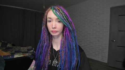 Snapshot of roxy_silver chatting on January 6, 2025, 1:19 pm Roxy online show from January 6, 2025, 1:19 pm