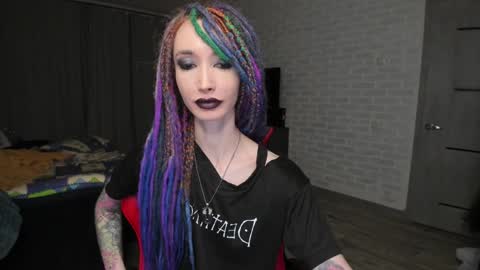 Snapshot of roxy_silver chatting on January 9, 2025, 8:01 pm Roxy online show from January 9, 2025, 8:01 pm