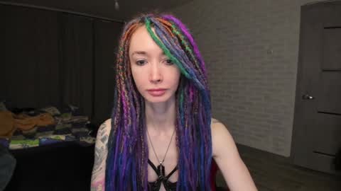 Snapshot of roxy_silver chatting on January 11, 2025, 5:41 am Roxy online show from January 11, 2025, 5:41 am