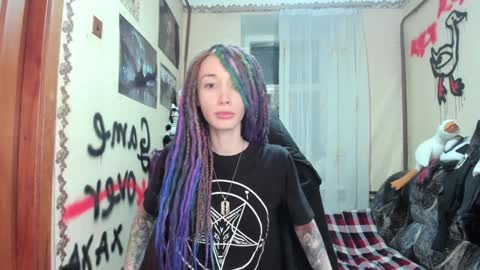 Snapshot of roxy_silver chatting on January 23, 2025, 9:50 pm Roxy online show from January 23, 2025, 9:50 pm