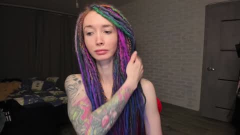 Snapshot of roxy_silver chatting on January 28, 2025, 8:36 pm Roxy online show from January 28, 2025, 8:36 pm