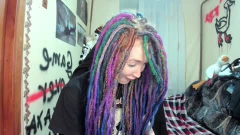 Snapshot of roxy_silver chatting on February 8, 2025, 7:27 pm Roxy online show from February 8, 2025, 7:27 pm