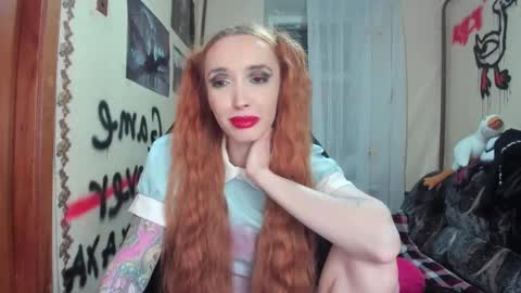 Snapshot of roxy_silver chatting on February 24, 2025, 12:09 am Roxy online show from February 24, 2025, 12:09 am