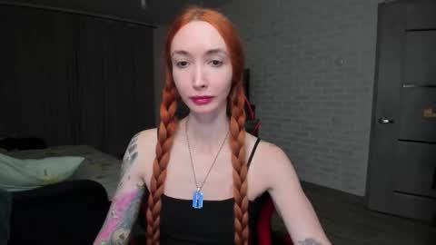 Snapshot of roxy_silver chatting on September 12, 2025, 9:04 pm Roxy online show from September 12, 2025, 9:04 pm