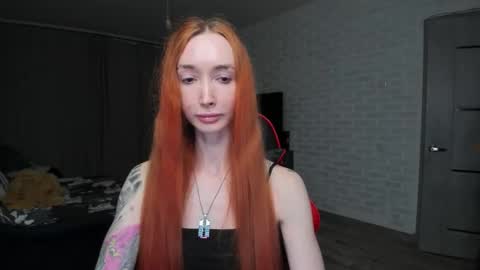 Snapshot of roxy_silver chatting on October 25, 2025, 9:09 pm Roxy online show from October 25, 2025, 9:09 pm