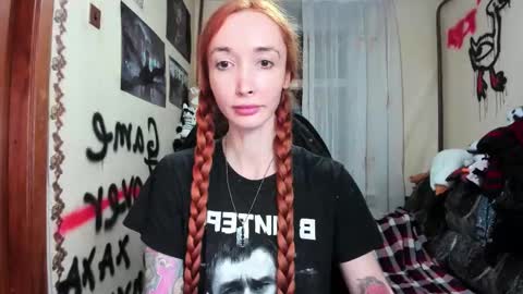 Snapshot of roxy_silver chatting on November 20, 2025, 8:19 pm Roxy online show from November 20, 2025, 8:19 pm