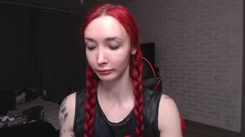 Roxy online show from June 25, 2026, 8:13 pm