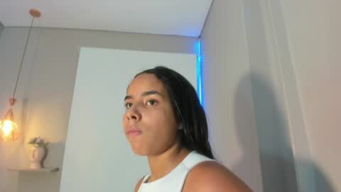 Snapshot of roxy_stone1 chatting on July 28, 2026, 7:26 pm roxy_stone1 online show from July 28, 2026, 7:26 pm