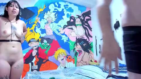 Snapshot of roxyandaron2 chatting on October 15, 2025, 1:44 pm RoxyAron online show from October 15, 2025, 1:44 pm