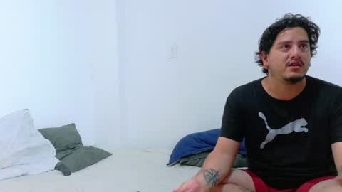 Snapshot of roxyandaron2 chatting on July 14, 2026, 12:35 am RoxyAron online show from July 14, 2026, 12:35 am