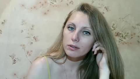 Snapshot of roxyfox18x01 chatting on May 31, 2026, 7:26 pm roxyfox18x01 online show from May 31, 2026, 7:26 pm