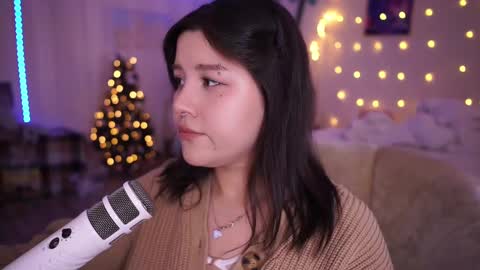 roxysuh online show from February 23, 2025, 8:28 am