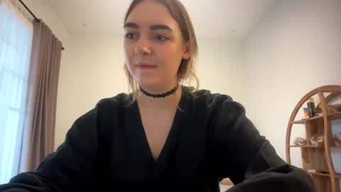 Roxy online show from March 14, 2026, 10:10 am