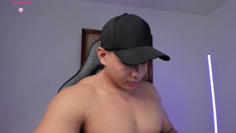 Snapshot of roy__constance chatting on July 2, 2026, 2:55 am Roy Constance online show from July 2, 2026, 2:55 am